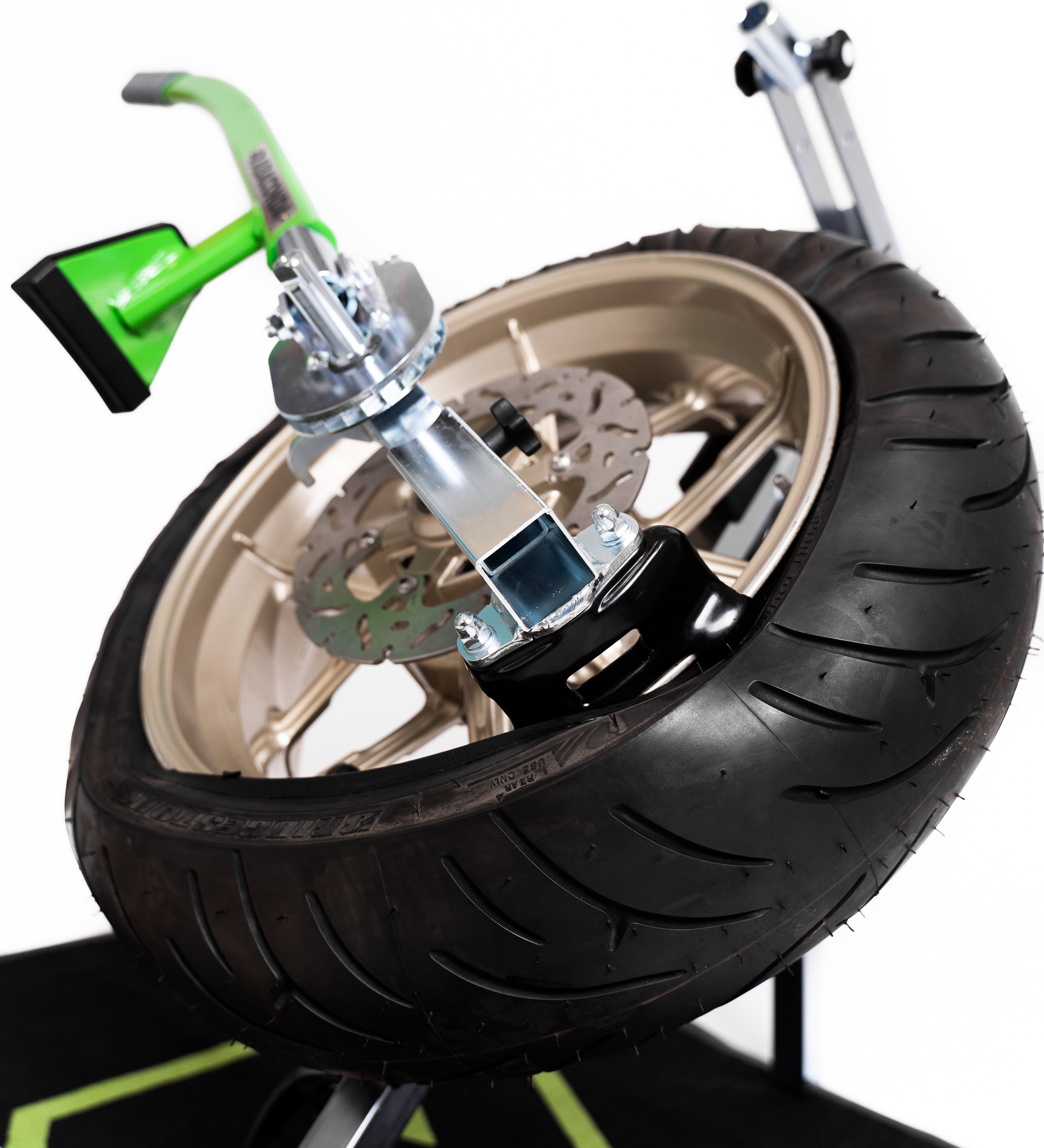 Rabaconda Street Bike Tire Changer in use