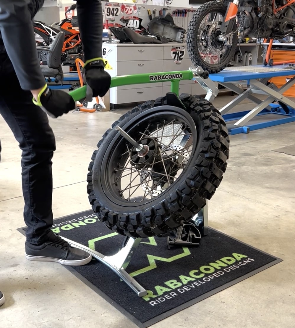 KTM_790_Tubeless_rear.jpg